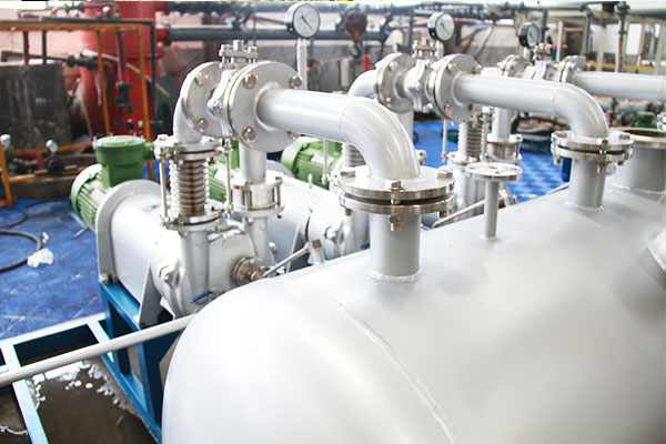 新安江工業(yè)泵為您提示，羅茨真空機(jī)組選型應(yīng)該注意什么？